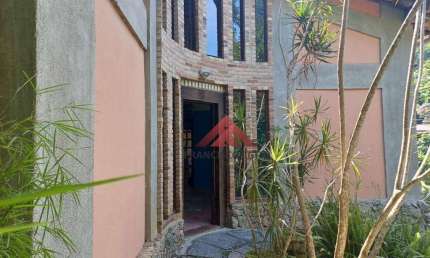 Casa com 3 quartos à venda, 255m por 850.000 - Itaipu - Niterói - RJ