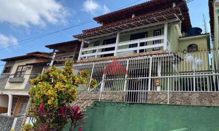 Casa com 3 quartos à venda, 143 m por  478.000 - Venda da Cruz - São Gonçalo-RJ