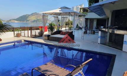Casa Duplex à Venda na Estrada Froes, São Francisco, 5 Quartos, Suíte, Piscina, Área Gourmet, Garagem, 949 m2, por R$ 2.800.000,00