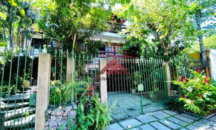 Casa com 4 quartos 2 suítes 3 vagas à venda, 375m por 2.200.000 - São Francisco - Niterói RJ
