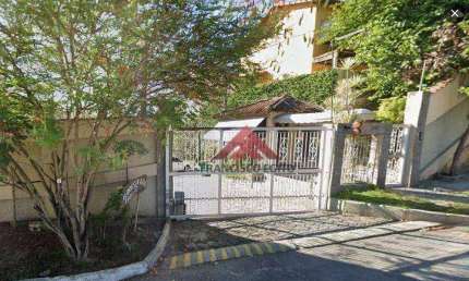 Casa à venda no Sapê, Niterói, 2 Quartos, Varanda, Vaga de Garagem, 90 m² por R$ 235.000,00