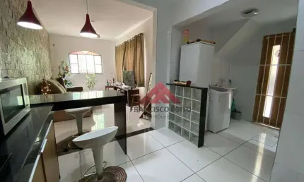 Casa duplex com 2 quartos à venda, 103 m por 289.000 - Neves - São Gonçalo-RJ