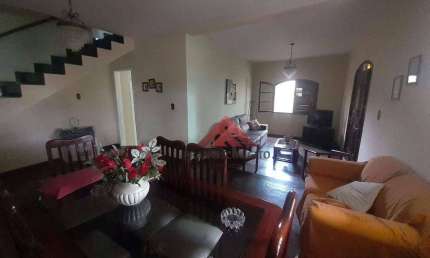 Casa com 4 quartos para alugar, 396 m² por R$ 10.580/mês - Piratininga - Niterói/RJ