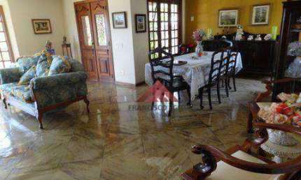 Casa com 4 quartos, sendo 4 suítes, à venda, 353 m² por R$ 790.000 - Badu - Niterói/RJ