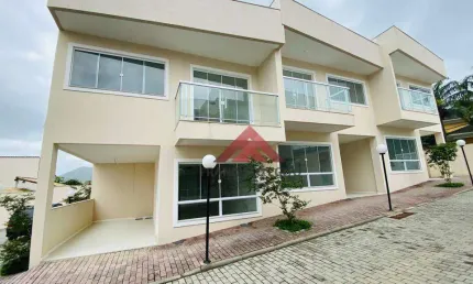 Casa com 3 quartos à venda, 111 m² por R$ 575.000 - Engenho do Mato - Niterói/RJ