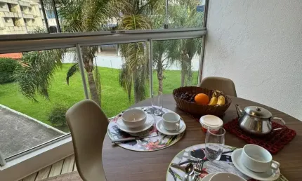 Aconchegante apartamento com um dormitório perto do mar !!
