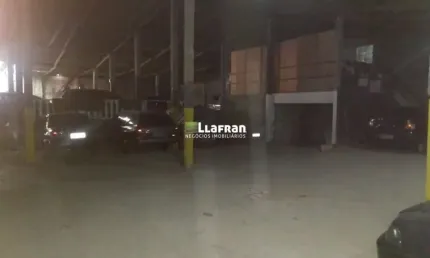Barracão / Galpão / Depósito à venda na Rua Carlos Marques Teixeira, 01, Vila Indiana, Taboão da Serra