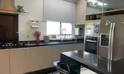 Casa com 4 quartos à venda na Rua Avelina Nogueira do Prado, 01, Jardim Monte Alegre, Taboão da Serra