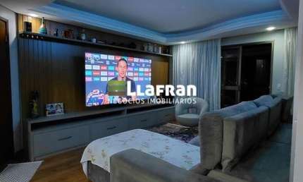 Apartamento com 3 quartos para alugar na Avenida Aprígio Bezerra da Silva, 231, Chácara Agrindus, Taboão da Serra