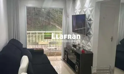 Apartamento com 2 quartos para alugar na Avenida César Simões, 295, Jardim Henriqueta, Taboão da Serra