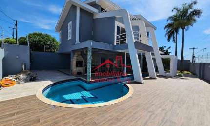 Casa com 3 dormitórios para alugar, 360 m² por R$ 5.900,00/mês - Coliseu - Londrina/PR