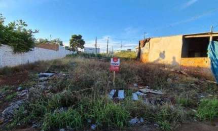 Terreno à venda, 251 m² por R$ 75.000,00 - Jardim Maria Celina - Londrina/PR