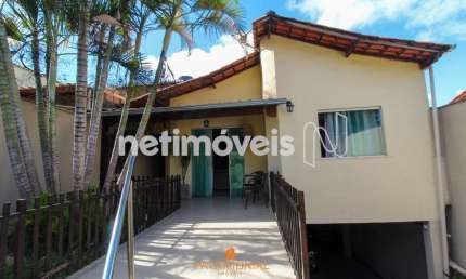 Casa com 3 quartos à venda na Rua Heracles, Vila Capri, Belo Horizonte