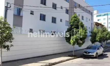 Apartamento com 2 quartos para alugar na Rua Barão de Jacuí, Planalto, Belo Horizonte