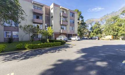 Apartamento com 2 quartos à venda na Avenida Prefeito Erasto Gaertner, 2078, Bacacheri, Curitiba, 75 m2 por R$ 400.000