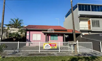 Casa com 5 quartos à venda na Rua José Vergínio Zanin, 651, Brasília, Itapoá, 173 m2 por R$ 675.000