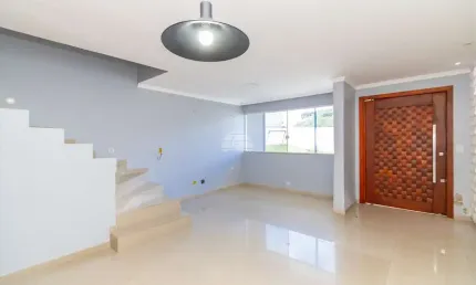Casa em condomínio fechado com 3 quartos à venda na Rua Cidade de Goioerê, 401, Alto Boqueirão, Curitiba, 140 m2 por R$ 650.000