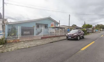 Casa com 3 quartos à venda na Rua Castorino Augusto Rodrigues, 148, Cajuru, Curitiba, 70 m2 por R$ 699.000