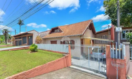 Casa com 3 quartos à venda na Rua Ângelo Massignan, 1613, São Braz, Curitiba, 150 m2 por R$ 850.000