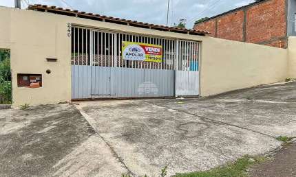 Casa com 3 quartos à venda na Rua Padre Pedro Fuss, 240, Vila Feliz, Almirante Tamandaré, 179 m2 por R$ 250.000