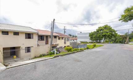 Casa com 3 quartos à venda na Rua Luiz Havro, 211, Santa Cândida, Curitiba, 107 m2 por R$ 465.000