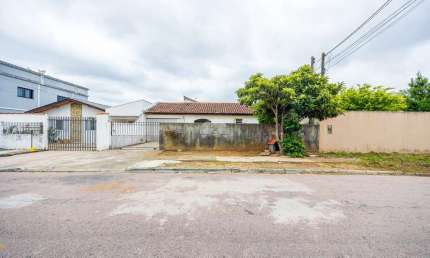 Casa com 7 quartos à venda na Rua Padre Estanislau Cebula, 74, Cajuru, Curitiba, 250 m2 por R$ 460.000