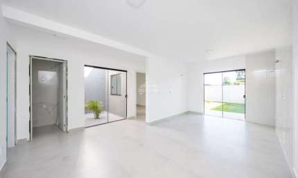 Casa com 3 quartos à venda na Rua Santa Catarina, 37, Vila Itaqui, Campo Largo, 85 m2 por R$ 475.000