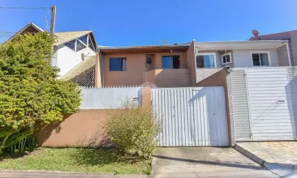 Casa com 3 quartos à venda na Rua Diógenes Ridgley Raciop, 386, Tarumã, Curitiba, 107 m2 por R$ 670.000