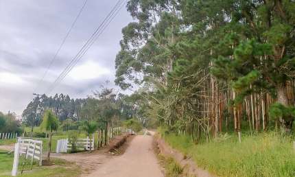 Chácara / sítio à venda na Rua Principal, Três Córregos, Campo Largo, 319778 m2 por R$ 1.200.000