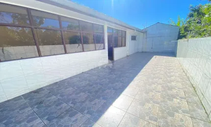 Casa em condomínio fechado com 3 quartos à venda na Rua Alemanha, 06, Monções, Matinhos, 115 m2 por R$ 240.000