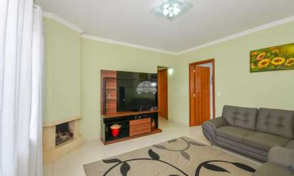 Casa com 2 quartos à venda na Travessa dos Trabalhadores, 270, Gabirobal, Colombo, 150 m2 por R$ 465.500