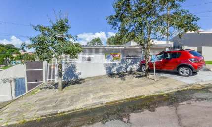 Casa com 5 quartos à venda na Rua Céu Azul, 52, Santa Cândida, Curitiba, 165 m2 por R$ 750.000