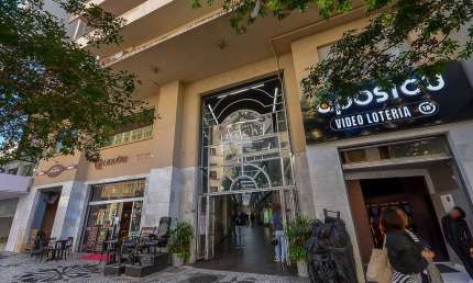 Sala comercial à venda na Avenida Luiz Xavier, 68, Centro, Curitiba, 32 m2 por R$ 148.000
