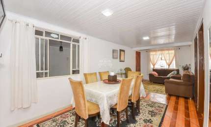 Casa com 7 quartos à venda na Rua Mobral, 126, Santa Cândida, Curitiba, 159 m2 por R$ 500.000
