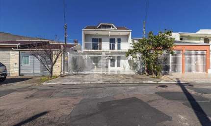 Casa com 4 quartos à venda na Rua Pedro Nabosne, 182, Alto Boqueirão, Curitiba, 230 m2 por R$ 580.000