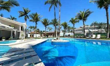 Casa Alto Padrão para Venda em Guarujá, Jardim Acapulco, 9 dormitórios, 3 suítes, 8 banheiros, 6 vagas