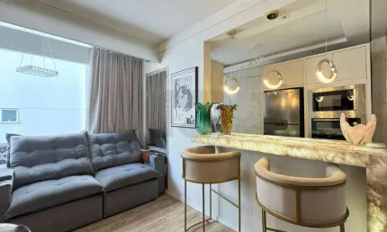 Apartamento 2 dormitórios para Venda em Balneário Camboriú, CENTRO, 2 dormitórios, 2 banheiros, 1 vaga
