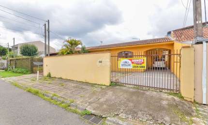 Casa com 3 quartos à venda na Rua Ettore Zanlorenzi, 74, São Braz, Curitiba, 200 m2 por R$ 630.000