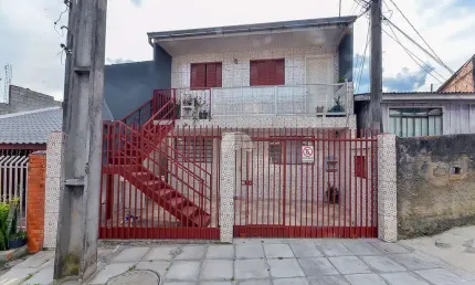 Casa com 4 quartos à venda na Rua Xanxerê, 44, Cidade Industrial, Curitiba, 93 m2 por R$ 390.000