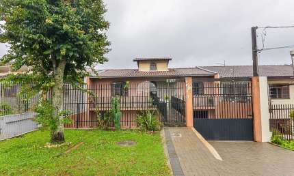 Casa com 4 quartos à venda na Rua Frei Lívio Panizza, 116, Cidade Industrial, Curitiba, 230 m2 por R$ 590.000