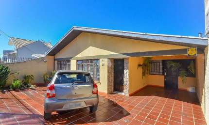 Casa com 4 quartos à venda na Rua Luiz Amora, 463, Capão Raso, Curitiba, 174 m2 por R$ 700.000