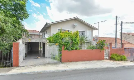 Casa com 4 quartos à venda na Rua Cinco De Maio Dia Do Expedicionário, 223, Alto Boqueirão, Curitiba, 200 m2 por R$ 550.000
