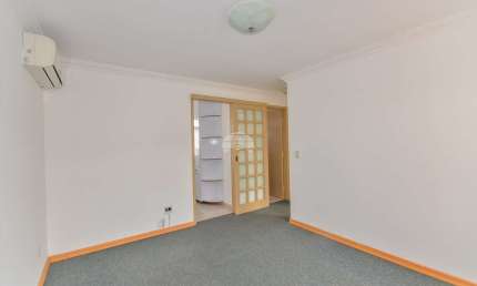 Apartamento com 2 quartos à venda na Rua Professor Waldir de Jesus, 200, Capão Raso, Curitiba, 48 m2 por R$ 247.000