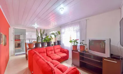 Casa com 5 quartos à venda na Rua Andrelino Pereira da Silva, 70, Campo de Santana, Curitiba, 150 m2 por R$ 400.000