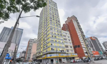 Apartamento com 3 quartos à venda na Rua Doutor Pedrosa, 22, Centro, Curitiba, 144 m2 por R$ 460.000