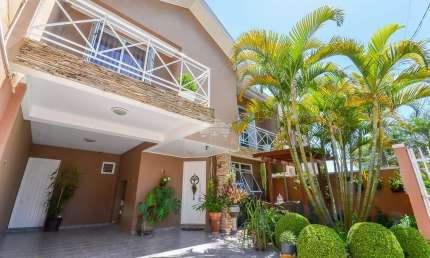 Casa com 3 quartos à venda na Rua Coronel João Meister Sobrinho, 37, Pilarzinho, Curitiba, 188 m2 por R$ 950.000