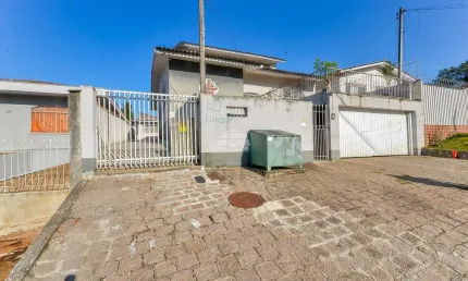 Casa com 4 quartos à venda na Rua José Serrato, 80, Santa Cândida, Curitiba, 175 m2 por R$ 750.000