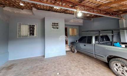 Casa com 3 quartos à venda na Rua Honduras, 357, São Gabriel, Colombo, 100 m2 por R$ 310.000