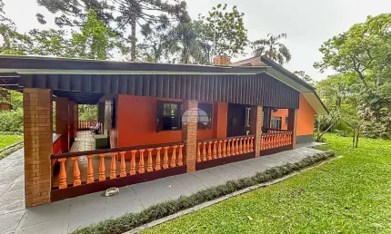 Chácara / sítio com 3 quartos à venda na Rua Marcos Cardoso, 201, São Dimas, Colombo, 260 m2 por R$ 750.000