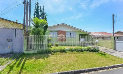 Casa com 4 quartos à venda na Rua Carlos Hepp, 87, São Braz, Curitiba, 180 m2 por R$ 800.000